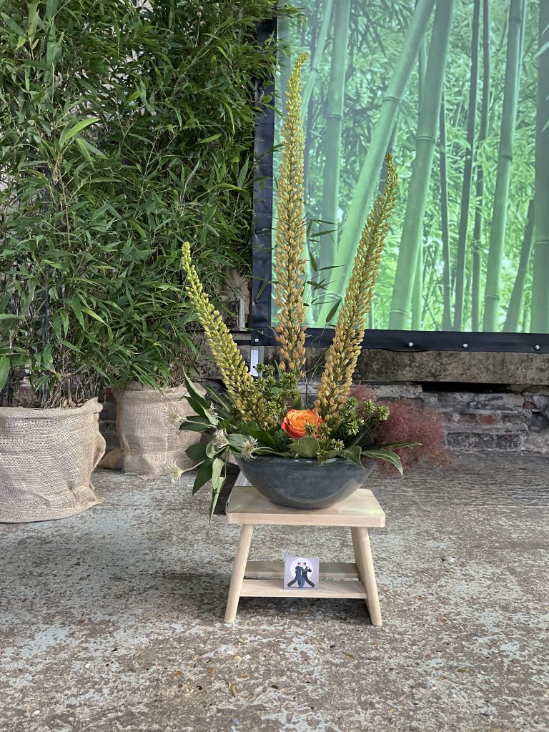 Oriental flowers for an alternative funeral arrangement