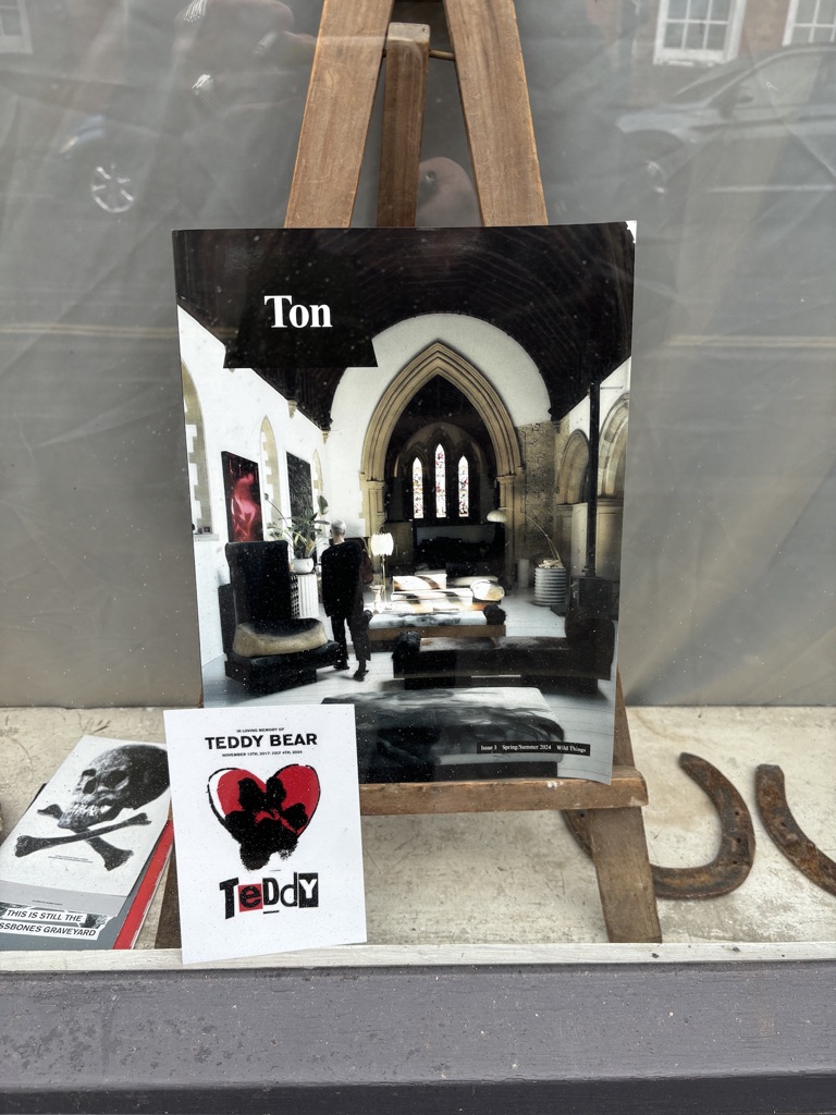 Postcard in loving memory of Teddy the Dog, pet funeral